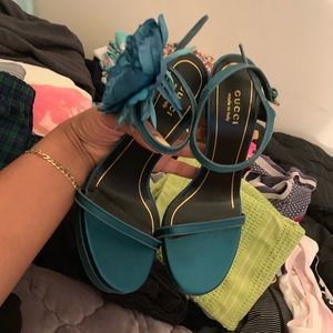 Gucci sandals 100%authentic